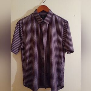 NWT. Vince (S) Button Shirt